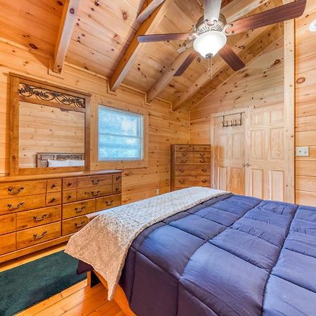 Majestic Lakefront Lodge Sevierville Exterior photo